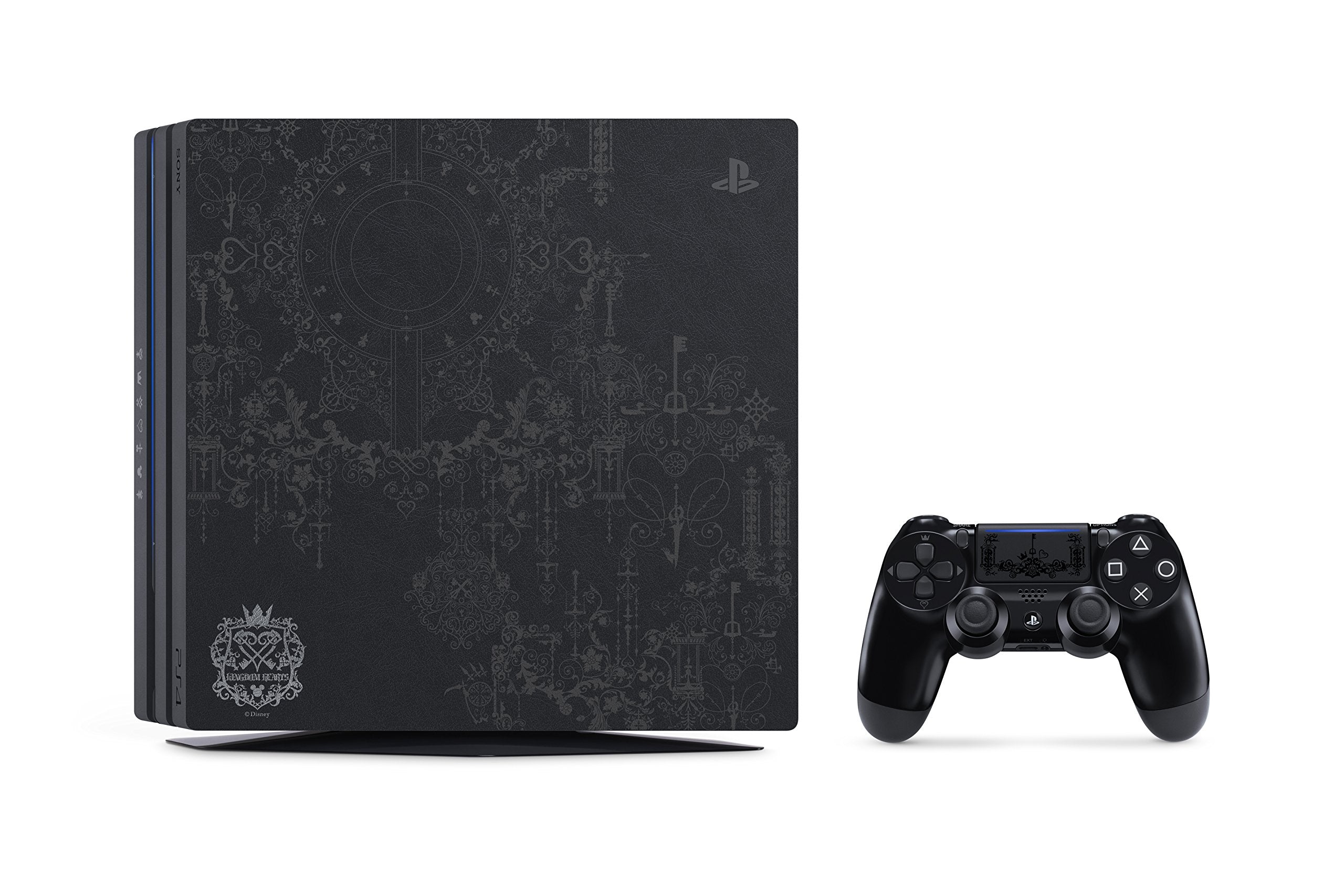 SONY PlayStation4 
CHU-1100A　　PS4本体とソフト Sony PlayStation 4 500GB Console - Black With Pxn Steering